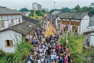 记者：尤文亚特兰大有意弗罗西诺内中场布雷夏尼尼，米兰能获分成